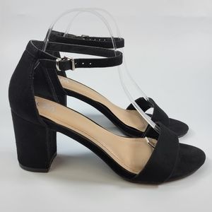 CM Womens Black Velvet Ankle Strap Block Heels Size 9